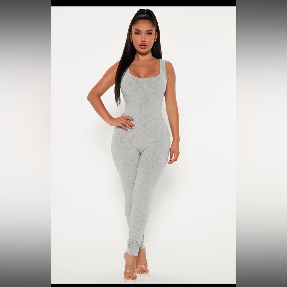 Fashion nova Maeve Scoop Neck Snatched Jumpsuit - Heather Grey